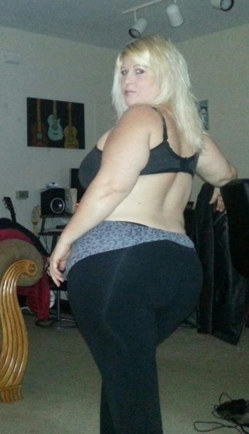 Prête à murmurer des folies au téléphone ? rencontre-Ronde-Versailles