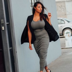 Une nuit chaude à tester pied en avant Mana - rencontre-Asiatique-Strasbourg
