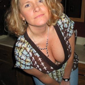 Je kiffe les rencontres excitantes Estelle - rencontre-MILF-Noisy-le-Grand